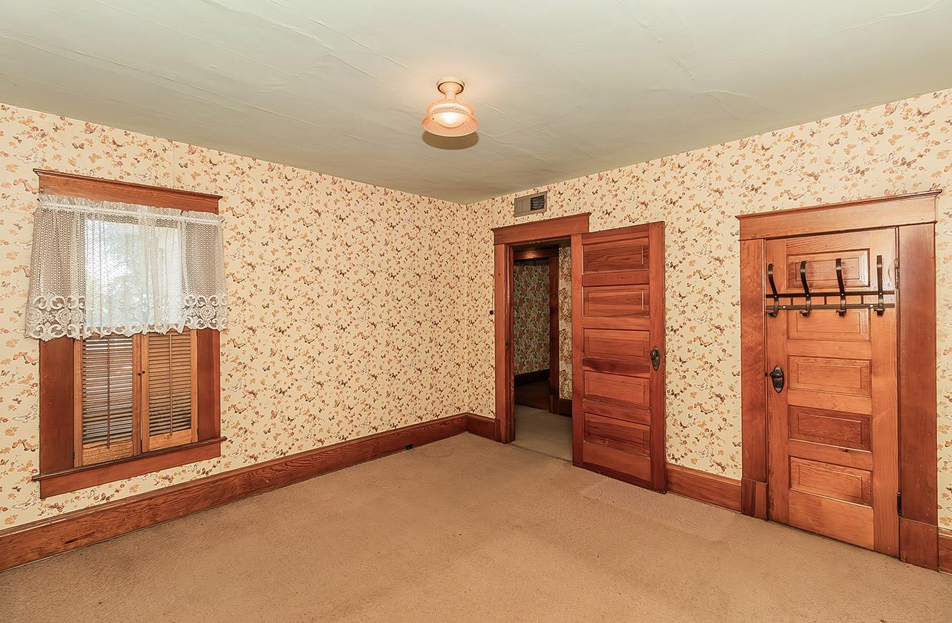 1005 L Street Reedley, CA 93654 - Photo 36 of 37