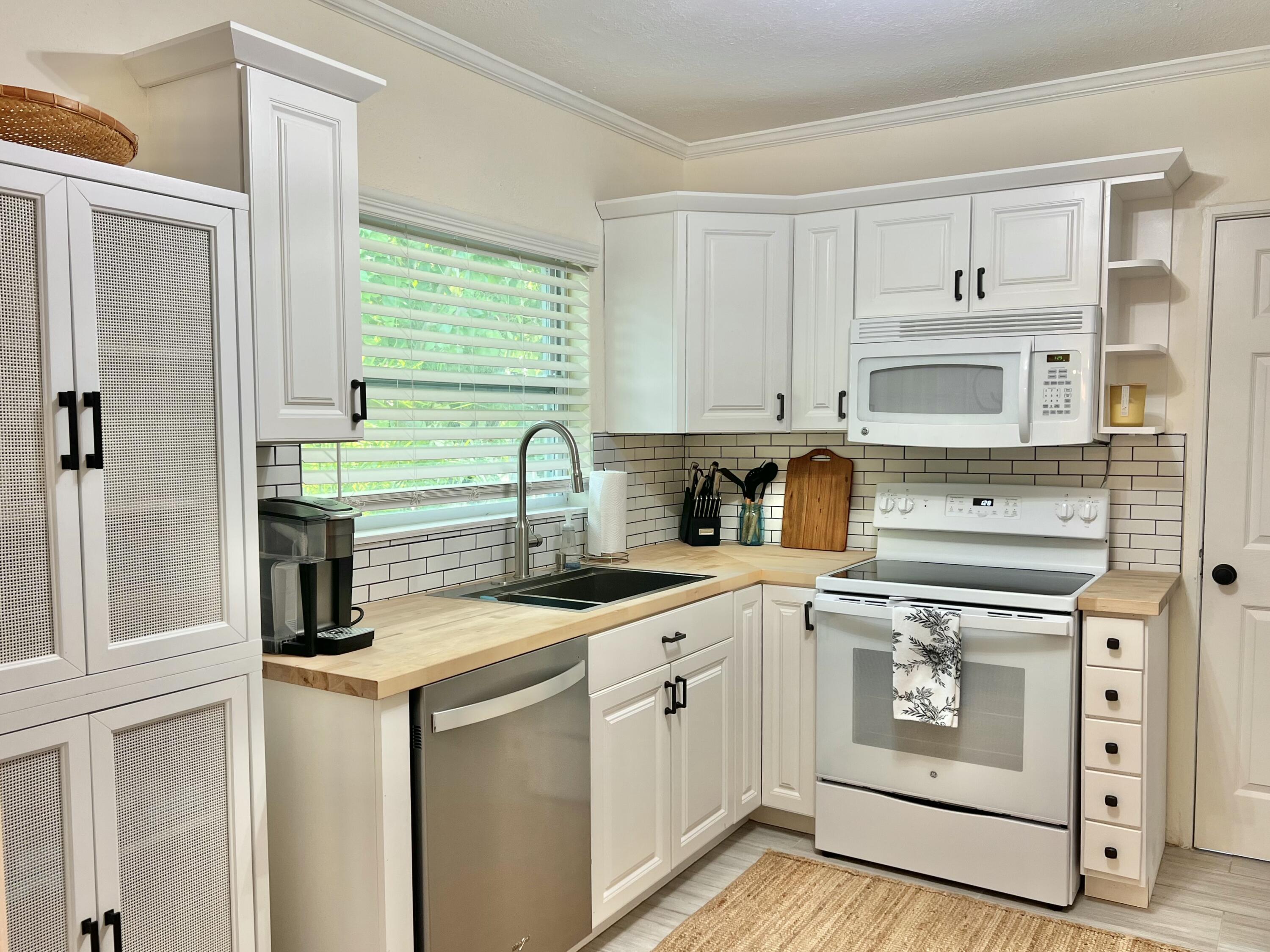 1505 Johnson Street Key West, FL 33040 - Photo 14 of 24 1505 Johnson Kitchen (1)