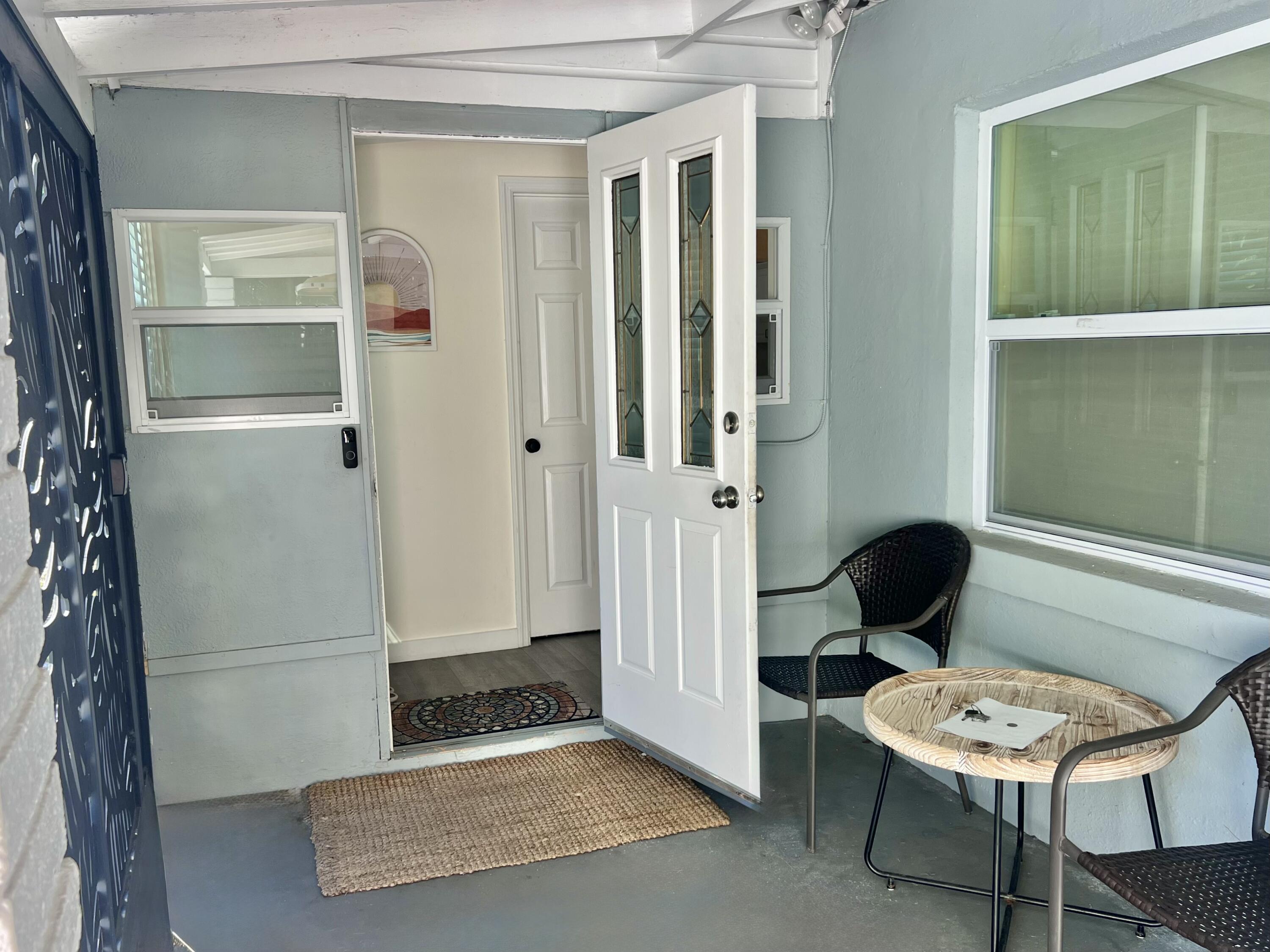 1505 Johnson Street Key West, FL 33040 - Photo 2 of 18 1505 Johnson Entry