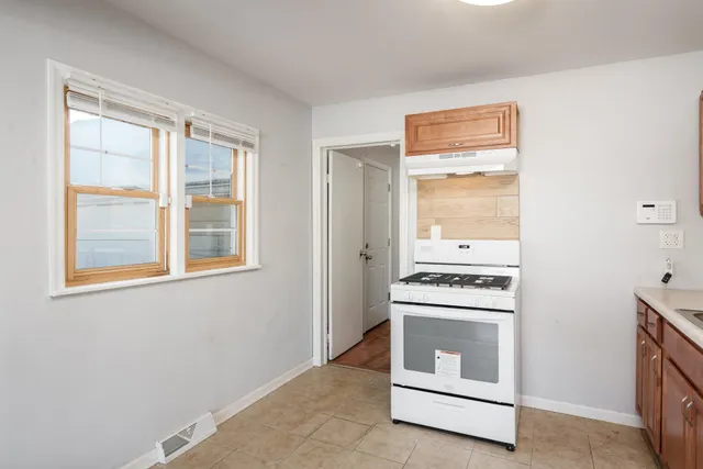 $117,500 | 1620 Pierce Avenue, Rockford, IL 61103