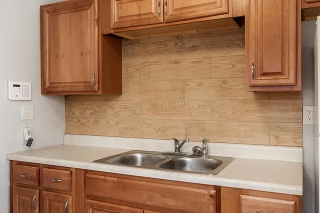 $117,500 | 1620 Pierce Avenue, Rockford, IL 61103