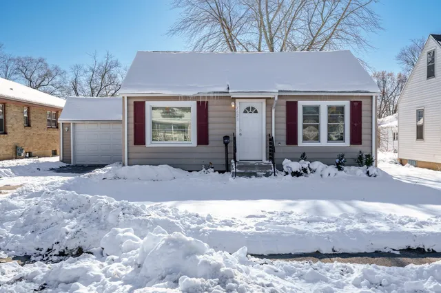 $117,500 | 1620 Pierce Avenue, Rockford, IL 61103