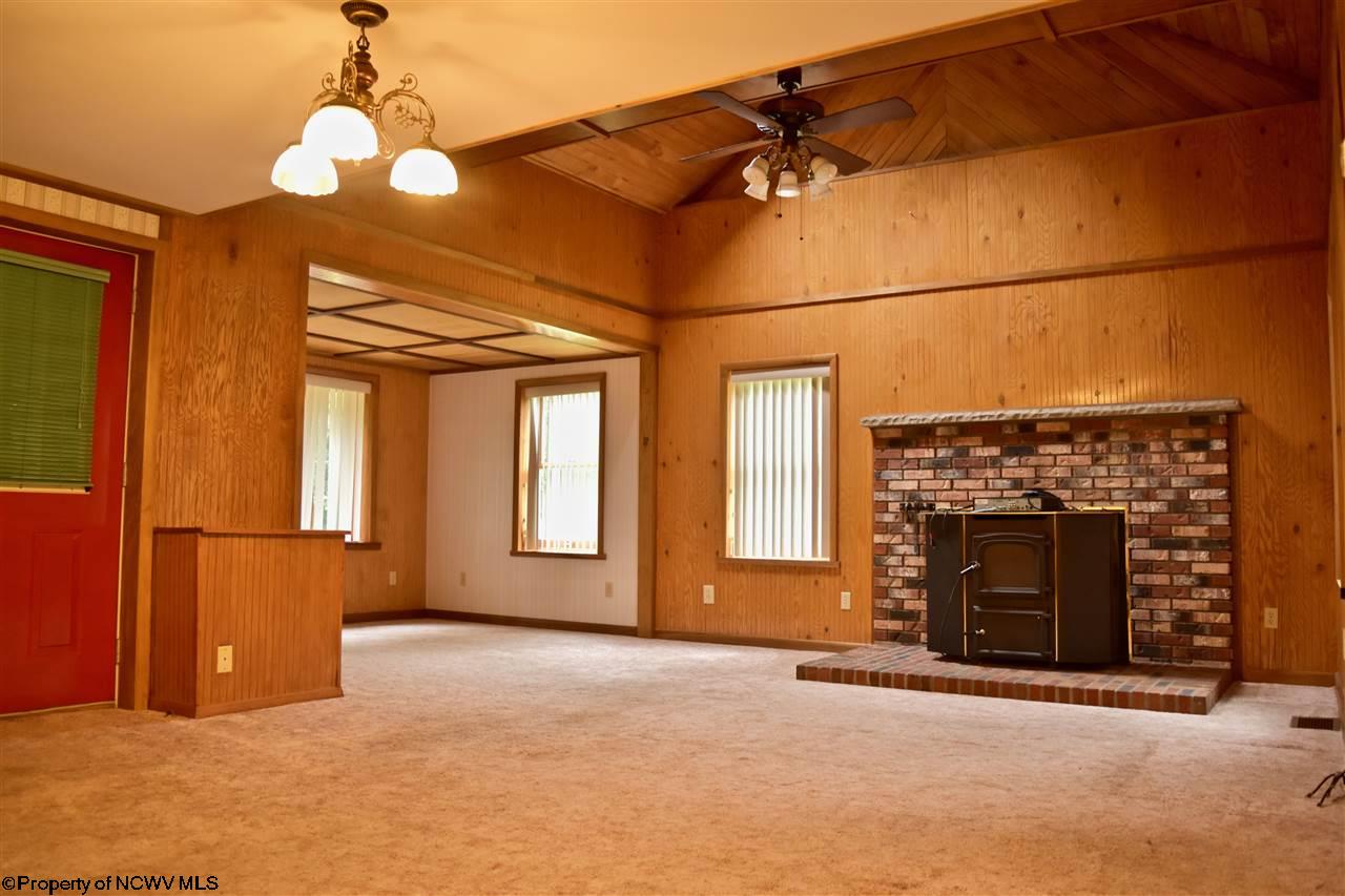 326 Clemans Road Flemington, WV 26347 - Photo 5 of 17 Gallery Image 5
