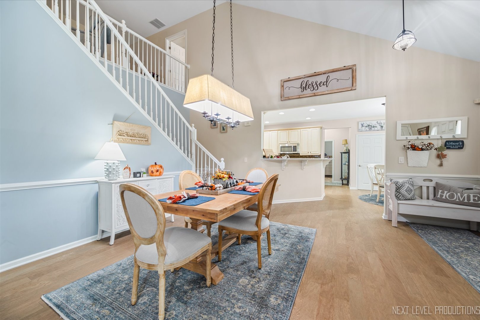 1031 Broadmoor Drive Elgin, IL 60124 - Photo 5 of 27