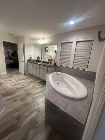 $890,000 | 13106 Jeter Creek Drive, Riverview, FL 33579