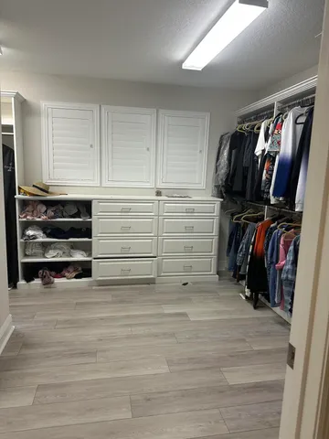 $890,000 | 13106 Jeter Creek Drive, Riverview, FL 33579