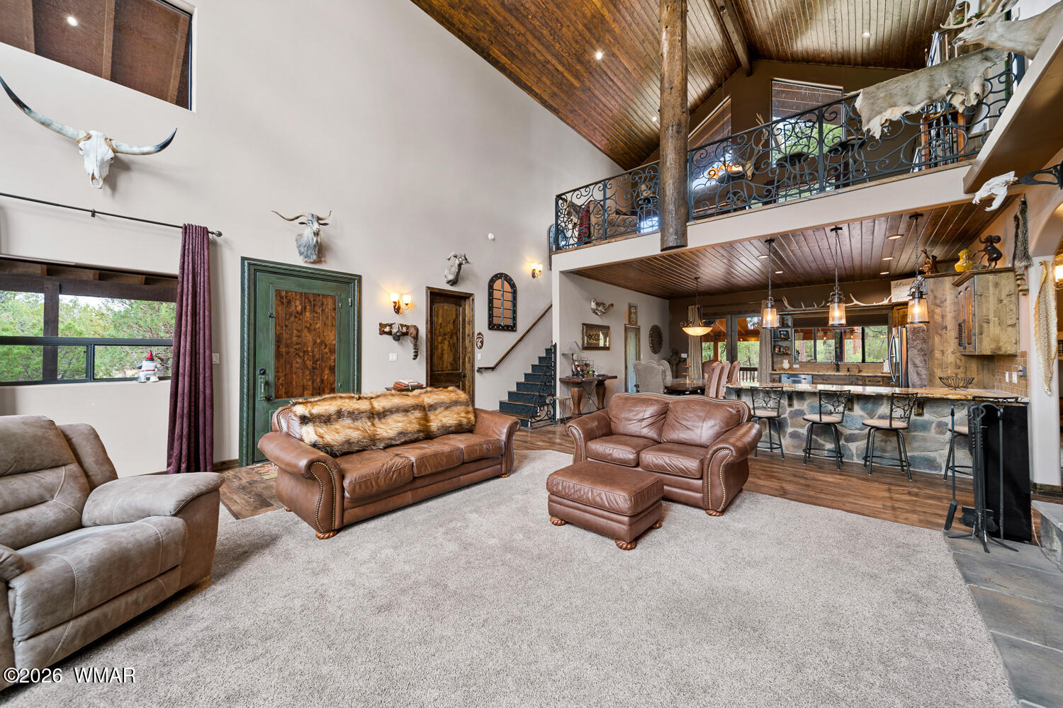 1980 Spring Creek Lane Overgaard, AZ 85933 - Photo 12 of 64 Loft