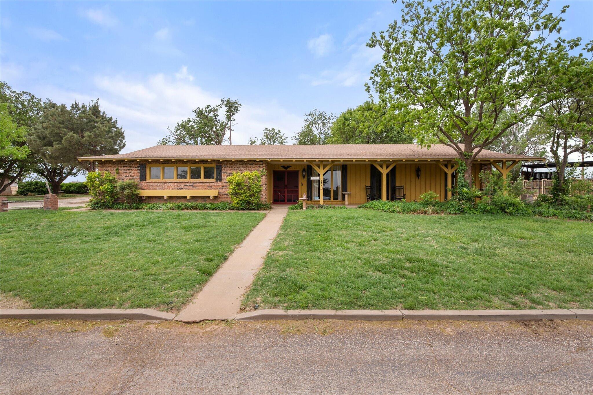 7006 West 13th Street Plainview, TX 79072 - Photo 2 of 45 01-7006 W 13th St7826