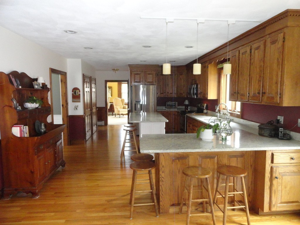 106 Lunenburg Road Townsend, MA 01474 - Photo 12 of 30
