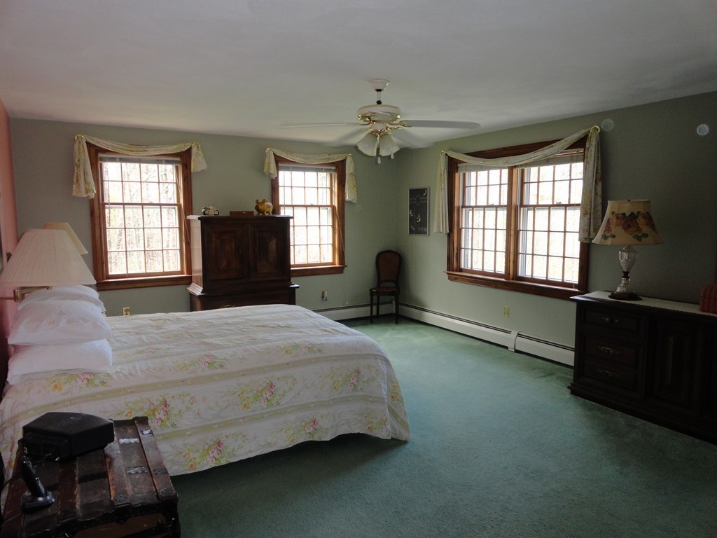 106 Lunenburg Road Townsend, MA 01474 - Photo 15 of 30