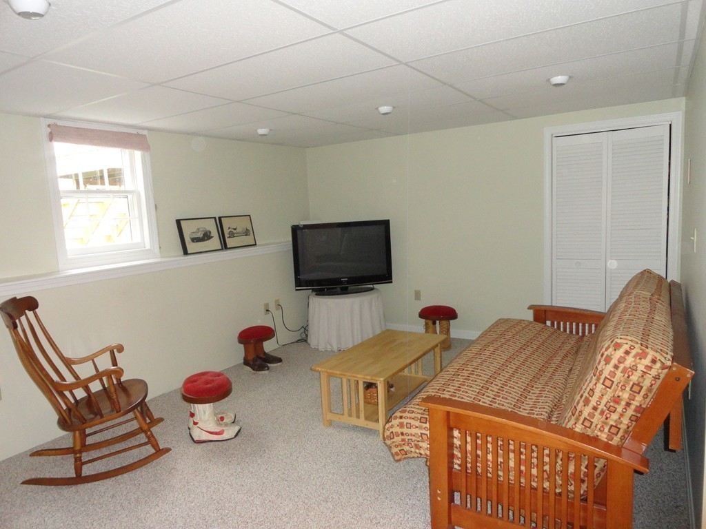 106 Lunenburg Road Townsend, MA 01474 - Photo 22 of 30