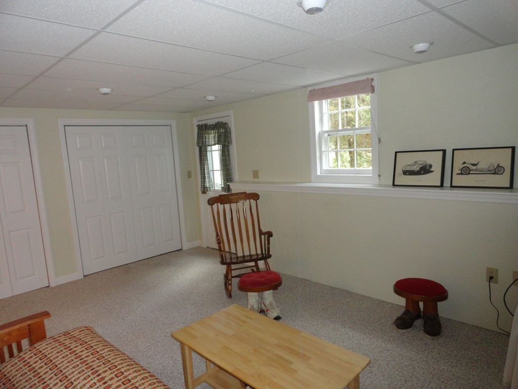 106 Lunenburg Road Townsend, MA 01474 - Photo 23 of 30