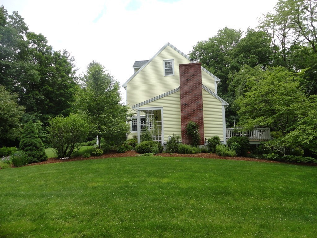106 Lunenburg Road Townsend, MA 01474 - Photo 25 of 30