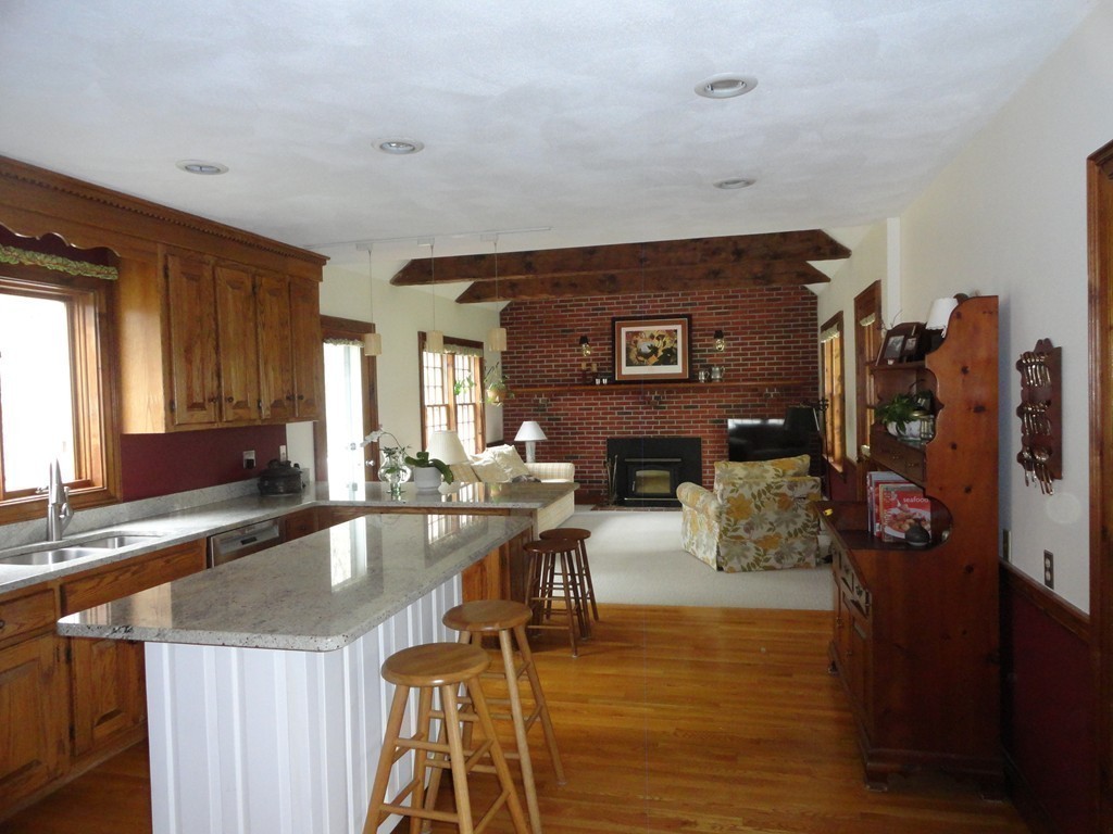 106 Lunenburg Road Townsend, MA 01474 - Photo 10 of 30