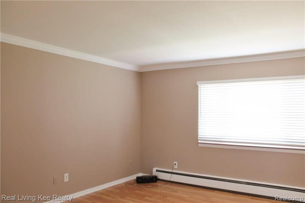 1097 Tienken Court, Unit 202 Rochester, MI 48306 - Photo 8 of 17