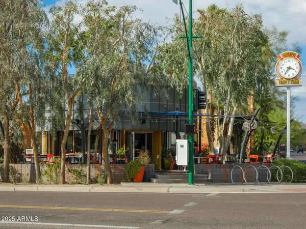 $3,200 | 4001 East Campbell Avenue, Phoenix, AZ 85018