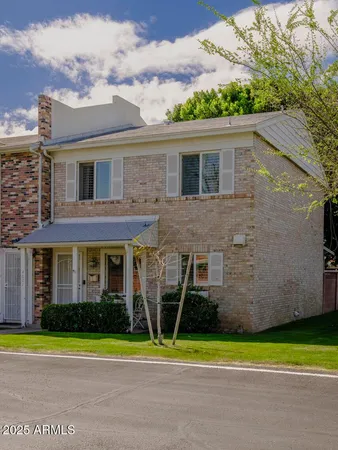 $3,200 | 4001 East Campbell Avenue, Phoenix, AZ 85018