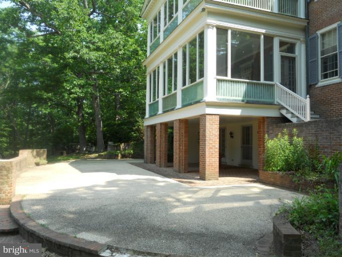 10664 Bears Den Road Marshall, VA 20115 - Photo 13 of 18 Rear Patio