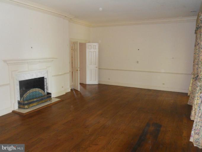 10664 Bears Den Road Marshall, VA 20115 - Photo 6 of 18 Dining Room 1