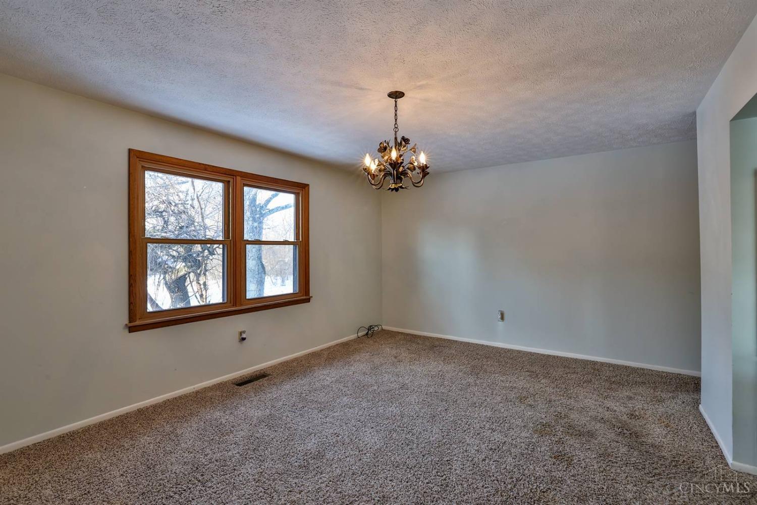 467 Irvin Road Blanchester, OH 45107 - Photo 14 of 52 Gallery Image 14