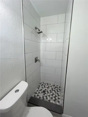 $1,299 | 1265 Southwest 6th Street, Unit 16, Miami, FL 33135