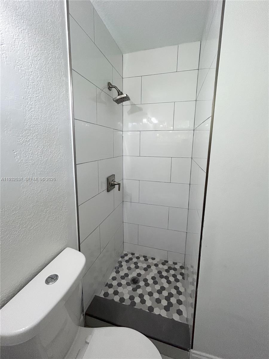 1265 Southwest 6th Street, Unit 16 Miami, FL 33135 - Photo 5 of 6
