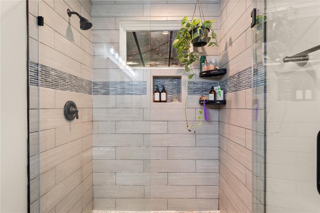 1552 Belmont Avenue Southwest Atlanta, GA 30310 - Photo 19 of 35