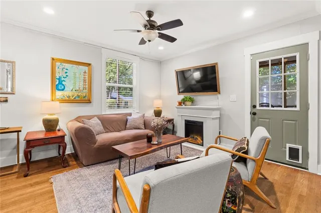 $2,600 | 1552 Belmont Avenue Southwest, Atlanta, GA 30310