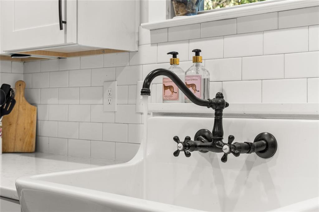 1552 Belmont Avenue Southwest Atlanta, GA 30310 - Photo 10 of 35