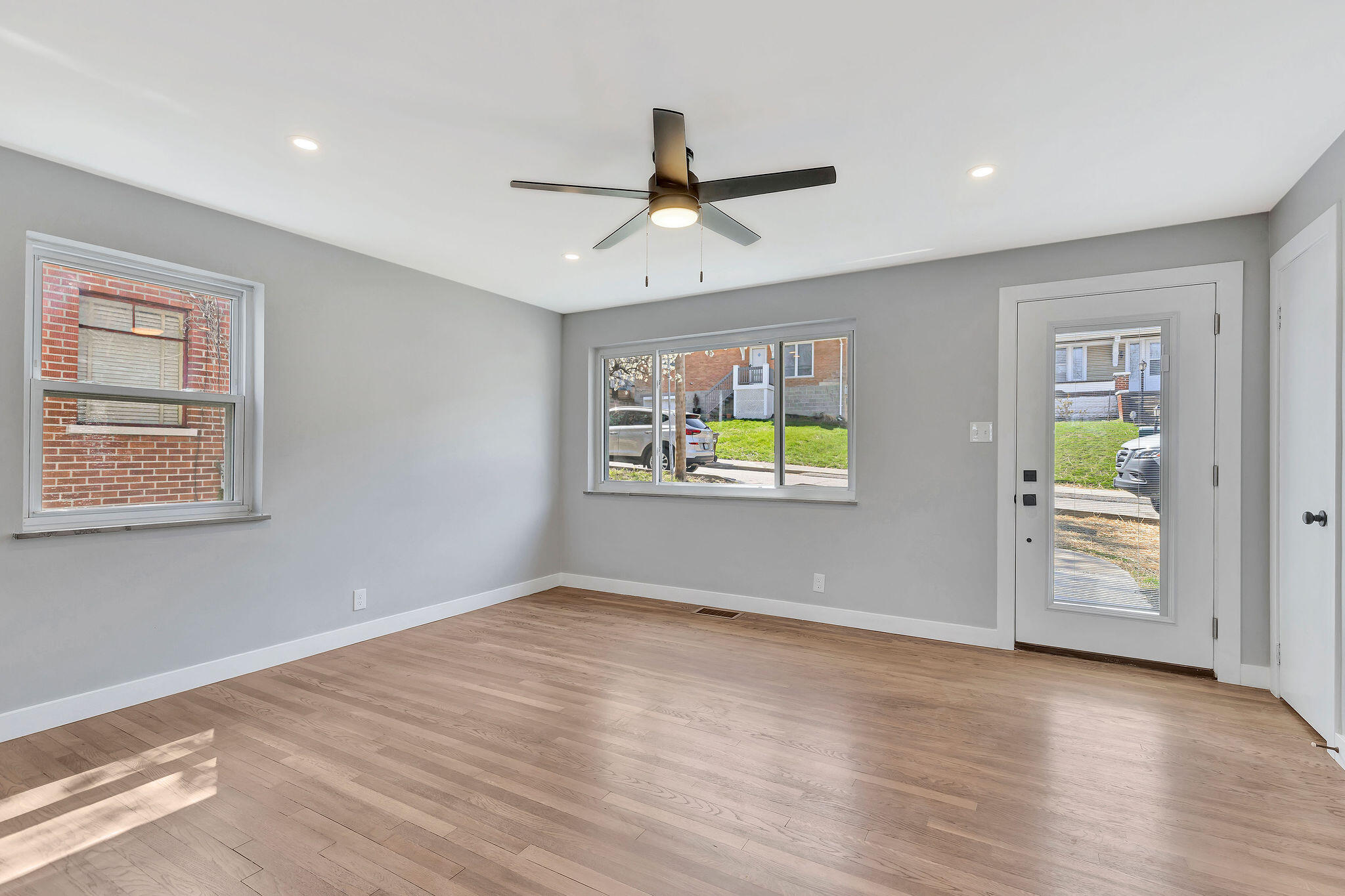 404 Hazen Street Covington, KY 41016 - Photo 8 of 39
