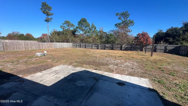 $265,000 | 602 Parsley Drive, Hubert, NC 28539