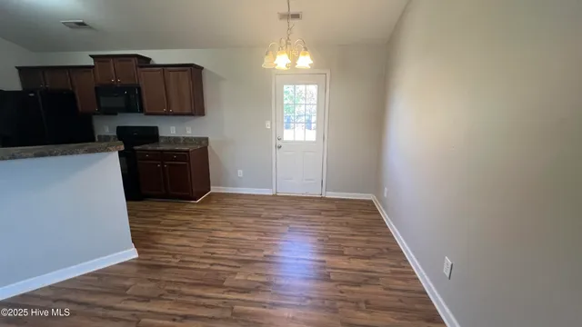 $265,000 | 602 Parsley Drive, Hubert, NC 28539