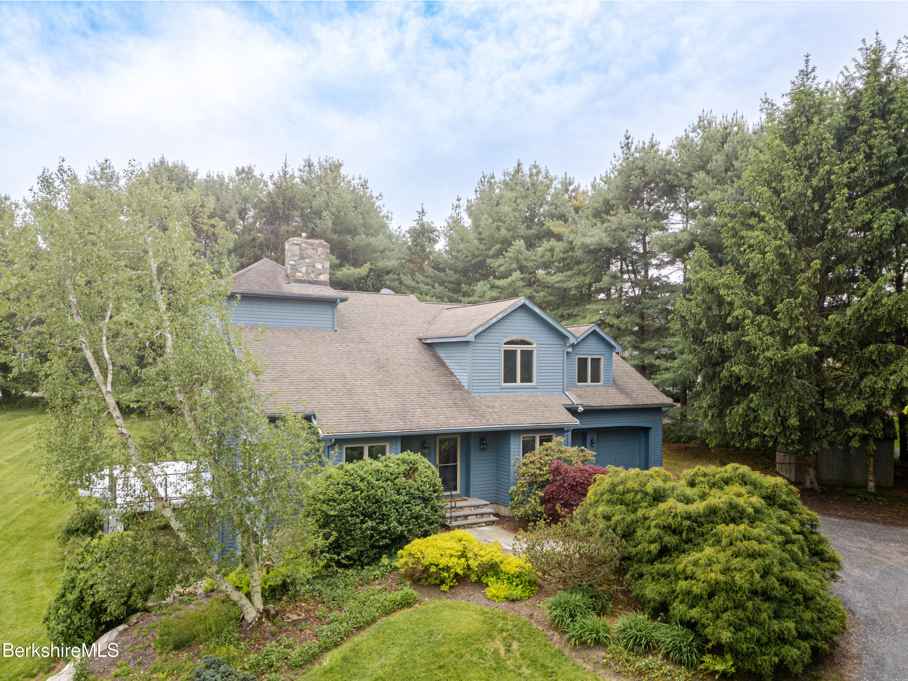 3 Townhouse Hill Road Egremont, MA 01230 - Photo 4 of 39 IMG_1369