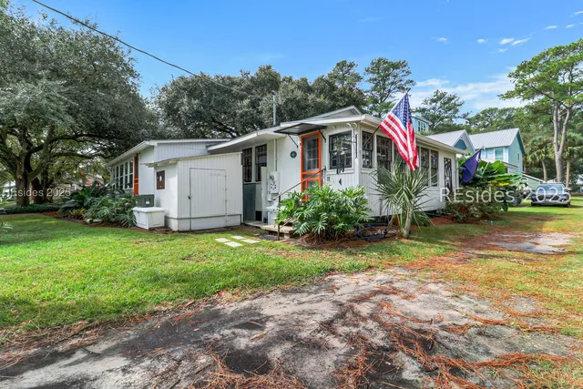 $719,000 | 11 Whiting Street, Bluffton, SC 29910