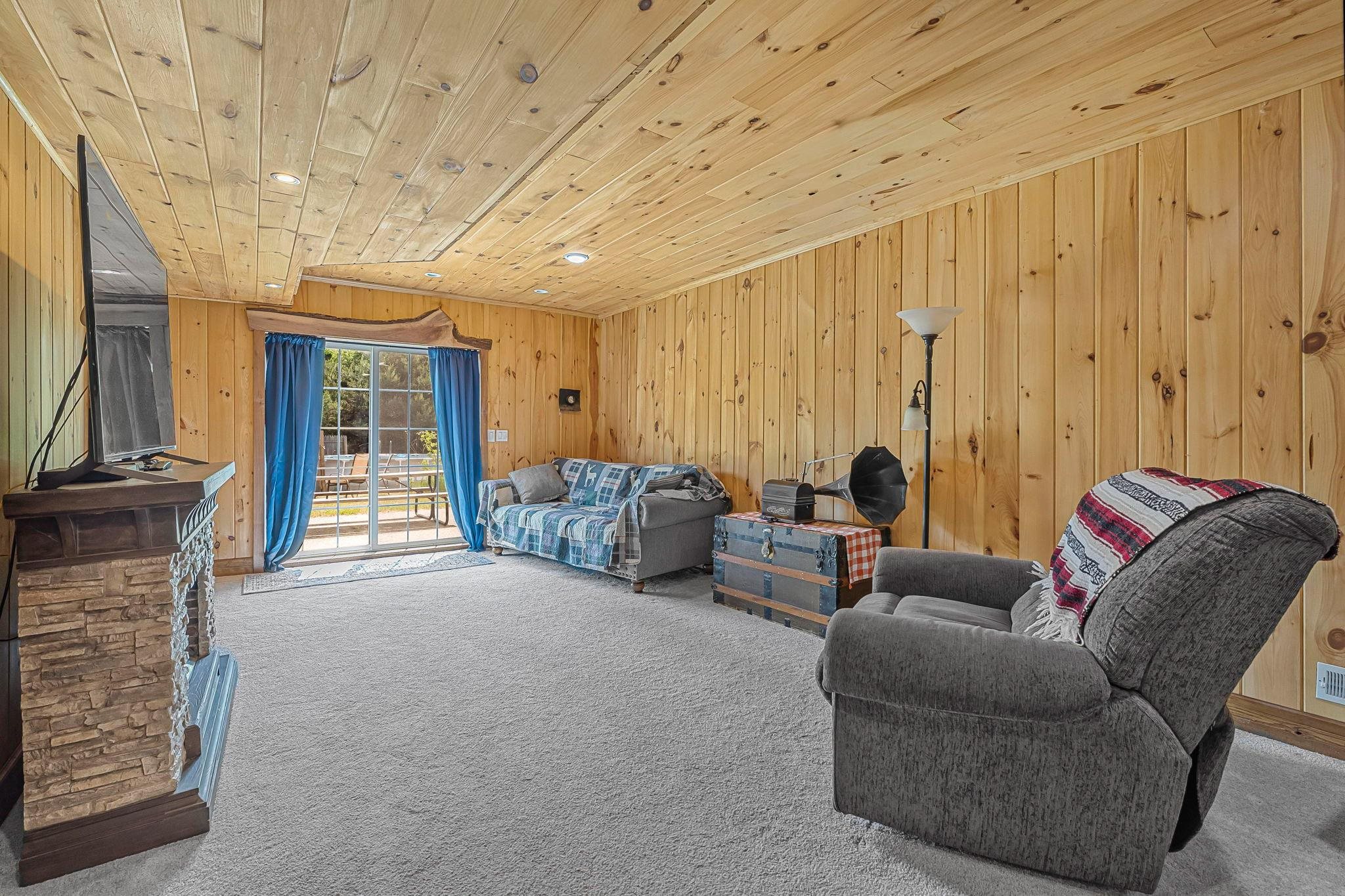 390 South Marshall Road Beulah, MI 49617 - Photo 40 of 83