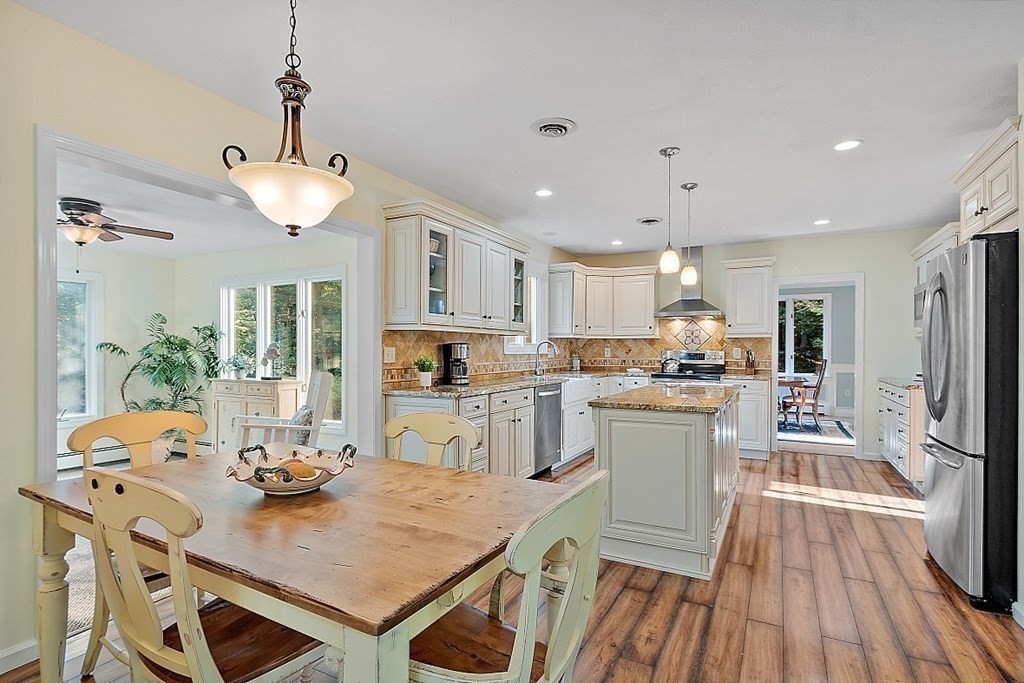 11 Liberty Road Medfield, MA 02052 - Photo 12 of 34 Gallery Image 12