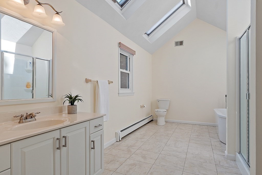 11 Liberty Road Medfield, MA 02052 - Photo 20 of 34 Gallery Image 20