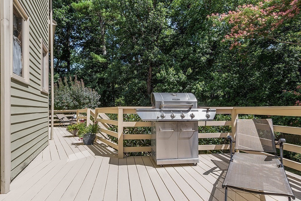 11 Liberty Road Medfield, MA 02052 - Photo 31 of 34 Gallery Image 31