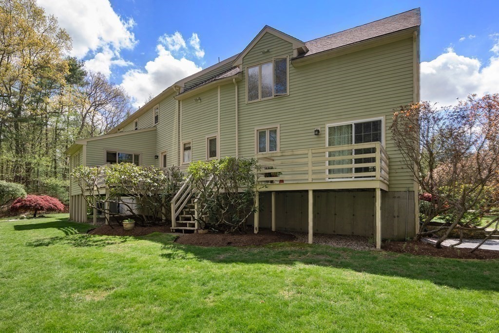 11 Liberty Road Medfield, MA 02052 - Photo 33 of 34 Gallery Image 33