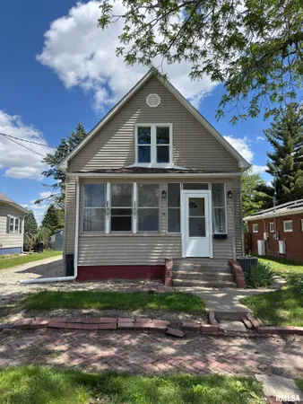 $144,900 | 835 North 9th Avenue, Canton, IL 61520