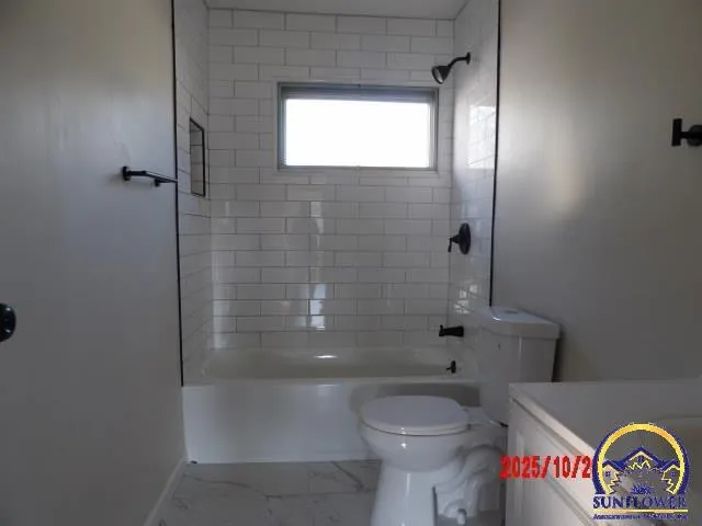 $194,900 | 1032 Southeast 35th Terrace, Topeka, KS 66605