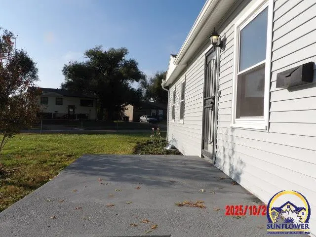 $194,900 | 1032 Southeast 35th Terrace, Topeka, KS 66605