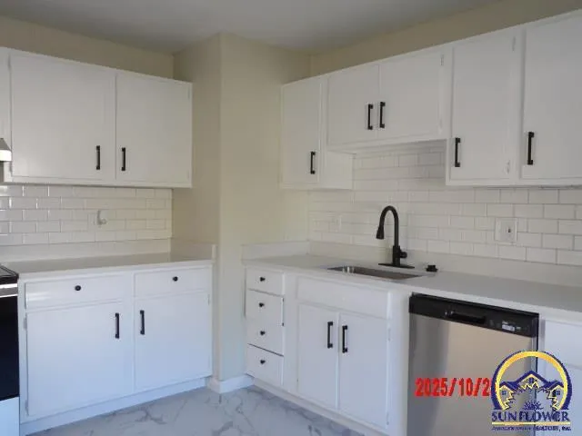 $194,900 | 1032 Southeast 35th Terrace, Topeka, KS 66605