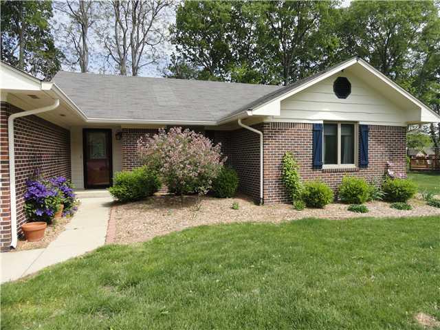 373 Shadow Road Greenwood, IN 46142 - Photo 13 of 15