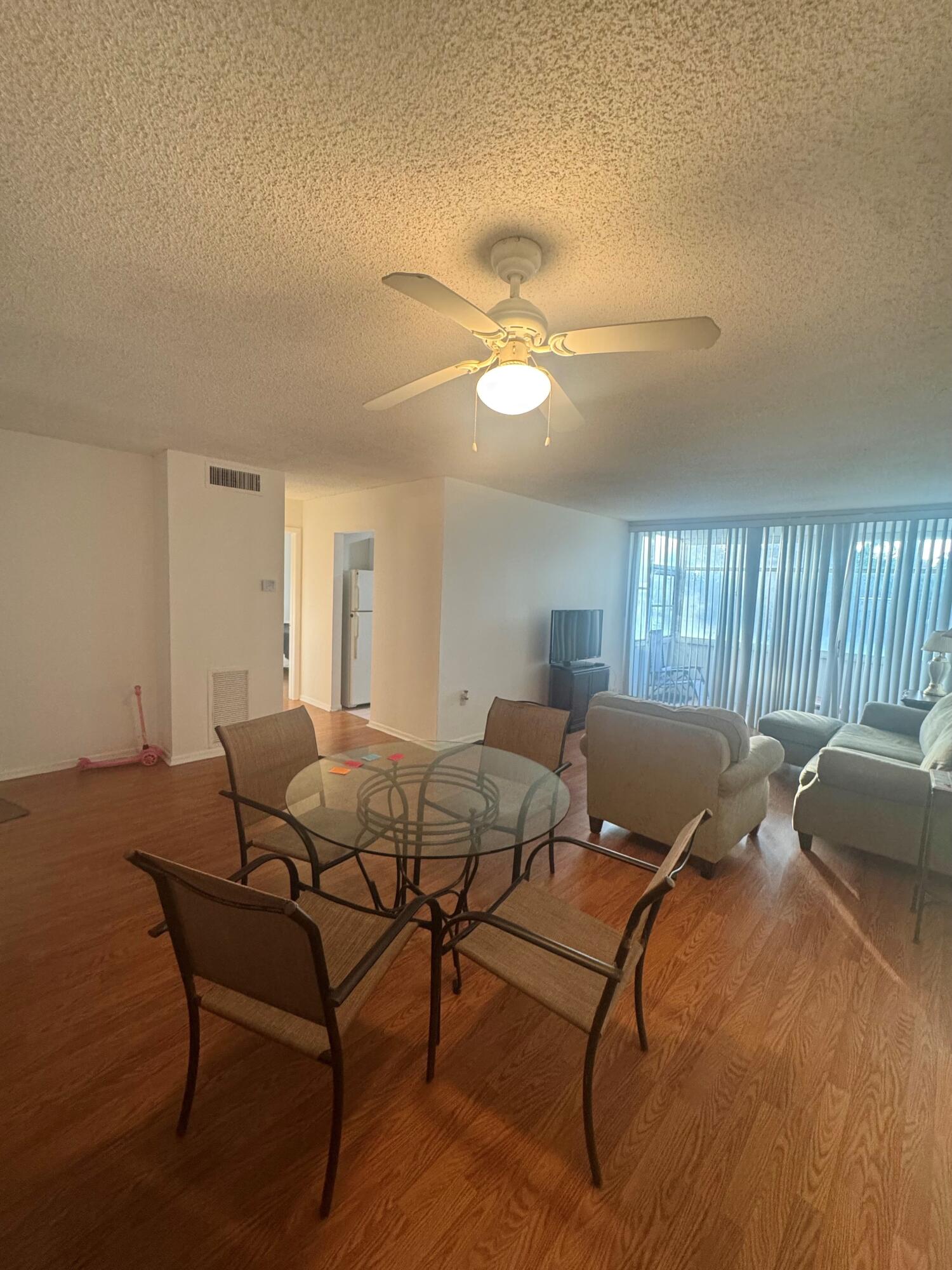 500 Davis Road, Unit 27 Palm Springs, FL 33461 - Photo 3 of 14 3