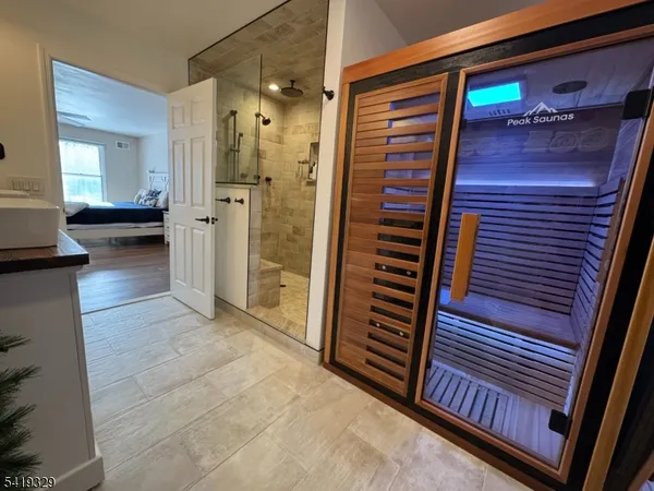 $699,333 | 61 East Shore Lake Owassa Road, Newton, NJ 07860