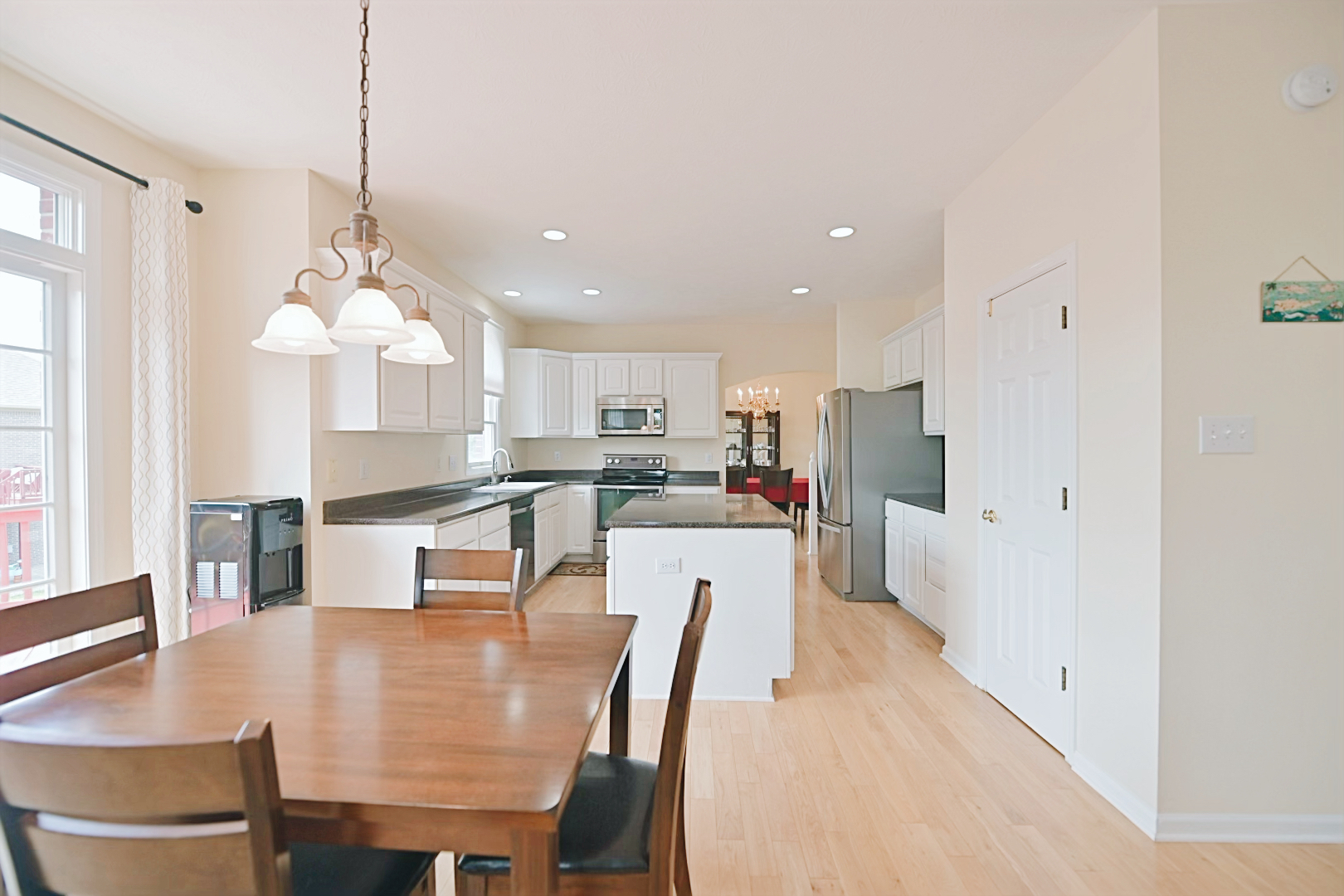 1077 Sullivans Ridge Zionsville, IN 46077 - Photo 14 of 58