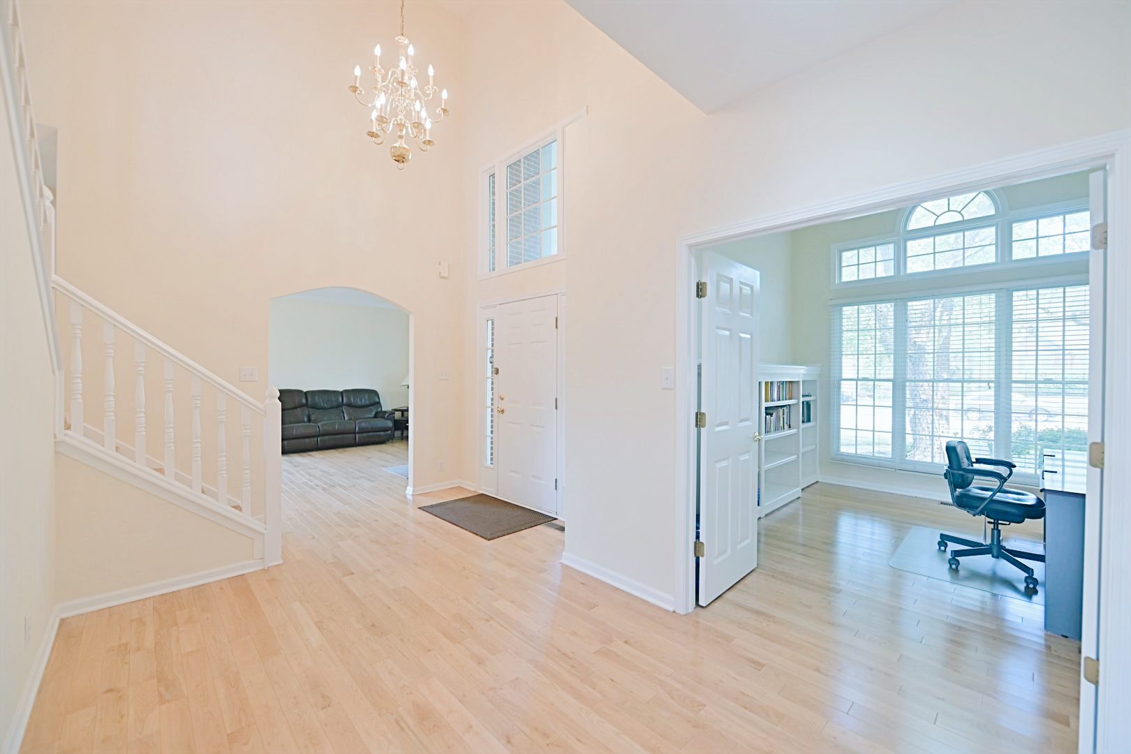 1077 Sullivans Ridge Zionsville, IN 46077 - Photo 7 of 58