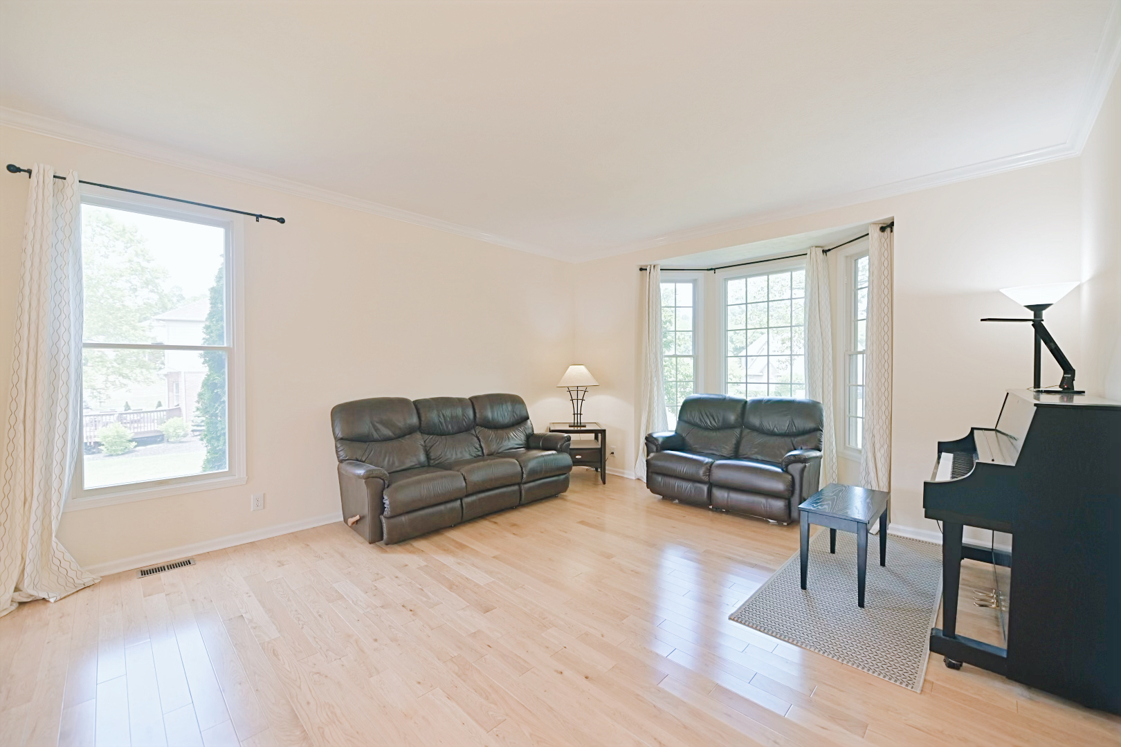 1077 Sullivans Ridge Zionsville, IN 46077 - Photo 8 of 58