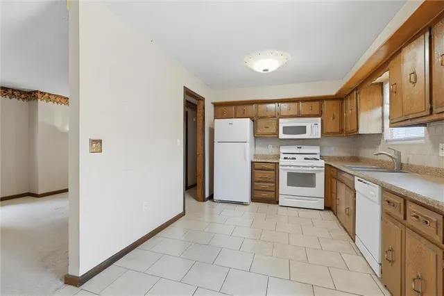 $215,000 | 1229 Michele Drive, Excelsior Springs, MO 64024